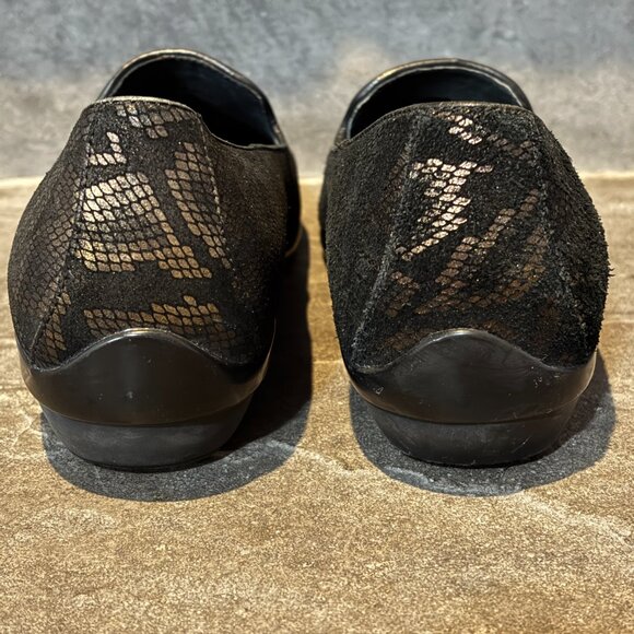 Dansko Olivia Loafers Clogs Womens 38/39 Black Bronze Snake Leather - Mismatched - Picture 4 of 13